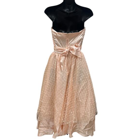 Vintage Steppin’ Out Satin & Lace Strapless Party Dress - Picture 4 of 9